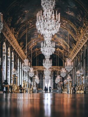 Photo d'Alexandre Brondino people walking inside building during daytime